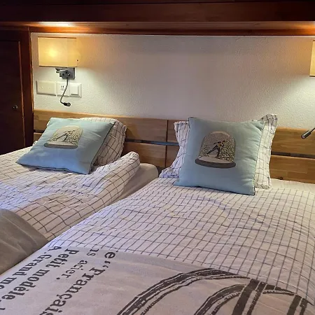 Avouitzons Medran - Ski-in Ski-out 30 Meters From Medran Lift&40 Meters From W